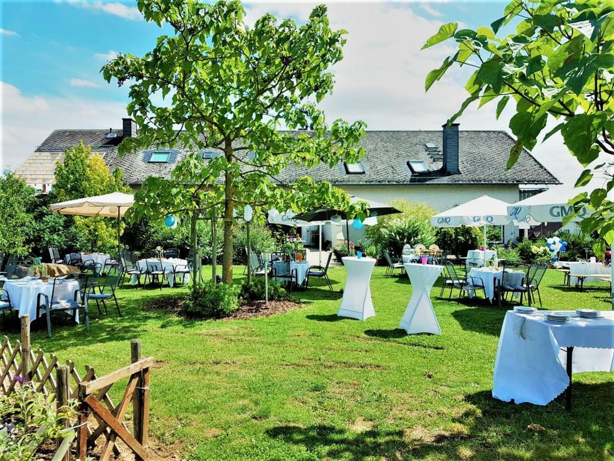 Ferienzimmer Weingut Mack Oestrich-Winkel Exterior foto